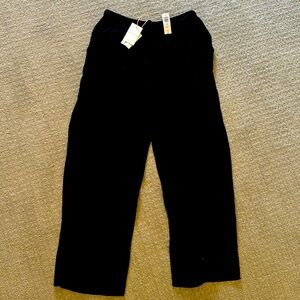 Aritzia brand new black cotton pants for spring/summer!